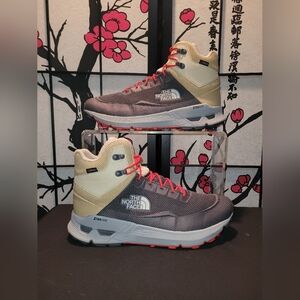 The North Face Gray and Cream Hiking Boots Gore-Tex Collabe
